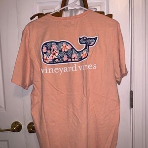 Vineyard Vines T-shirt